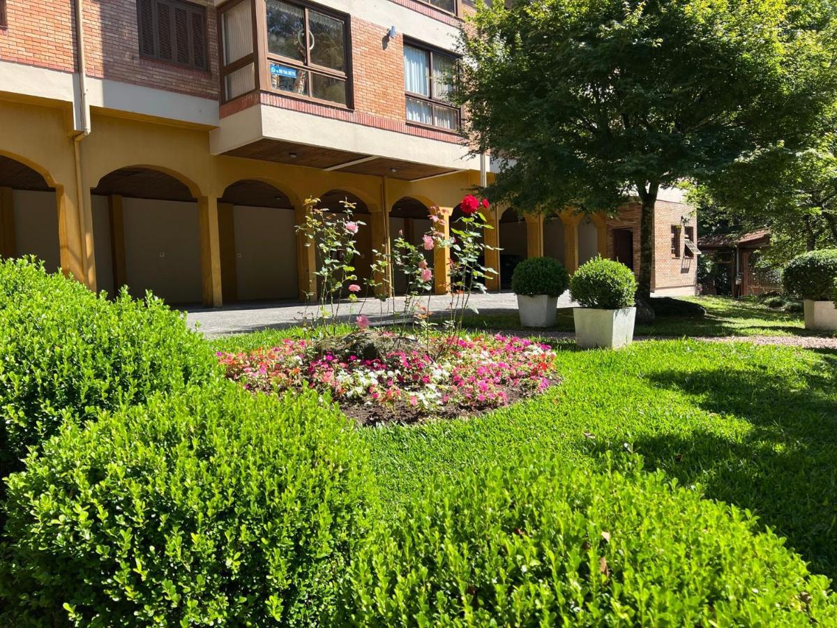 Appartamento Mrg - Linda Vista 1D 200 Mts Avenida Borges De Medeiros Gramado Esterno foto